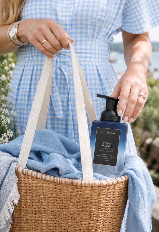 NO.3 Cyprus Sea Salt ATELIER TI-NE skumsåpe